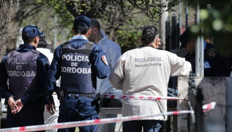 Encontraron sin vida el cuerpo de hombre dentro de un congelador en Córdoba