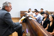 Tras la denuncia, Alberto Fernández ya no dará más clases en la UBA