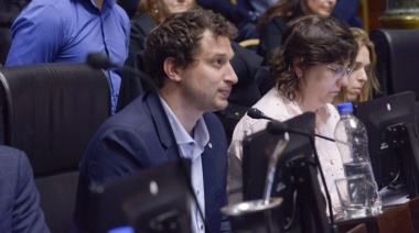 Yamil Santoro destaca logros en el recorte presupuestario por 330 mil millones de pesos y celebra la aprobación del mecenazgo científico
