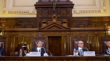 La Corte dictó una medida cautelar a favor del reclamo por la coparticipación
