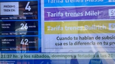 Aparecieron carteles en las estaciones de trenes con el sello del Ministerio de Transporte