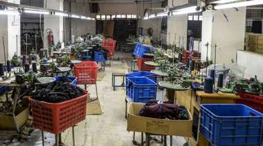 INDEC: La actividad económica retrocedió 20,6% en mayo