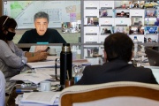 Kicillof se reunió con intendentes para analizar las próximas medidas