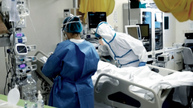 La Sociedad de Terapia Intensiva advierte que los recursos se agotan y el virus "nos está ganando"