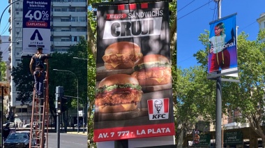 La Plata: ¿A qué se debe la nueva cartelería de publicidad privada en las calles?