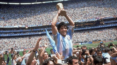 Emotivas despedidas a Maradona en las redes sociales