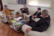 Gollán estuvo en la Cuarta y se reunió con Fernández y Zurro