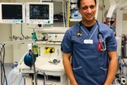 En pandemia, “el político no debería estar decidiendo”, aseguró un médico argentino radicado en Suecia