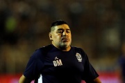 Internaron a Diego Maradona en una clínica de La Plata