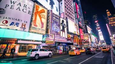 Nueva postergación en Broadway: ahora reabriría sus teatros en 2021