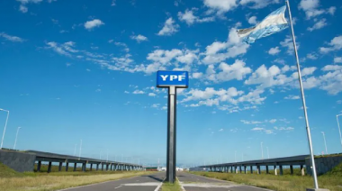 YPF volvió a mejorar la oferta para renegociar su deuda