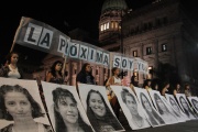 8M: Masiva marcha de mujeres para reclamar el fin de los femicidios