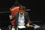 Kicillof anunció que desdolarizará tarifas, recuperará recursos y habrá plan de reactivación