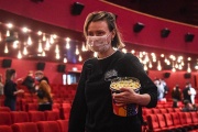 PBA: Reabren cines y teatros