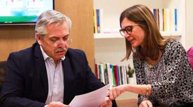 Fernández junto a Raverta: “el Estado tiene la obligación ética de financiar en la madurez”