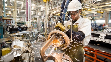 La actividad industrial argentina enfrenta caídas interanuales en el primer trimestre del 2024