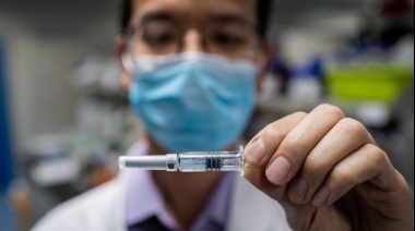 Ofrecen 60 dólares para que se apliquen una vacuna experimental