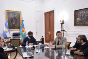 Kicillof y Cuattromo presentaron acuerdos con los municipios de la línea "Leasing Municipios 2021"