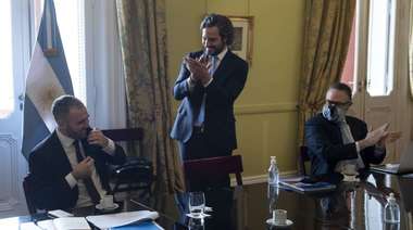 Cafiero aplaudió a Martín Guzmán por la negociación de la deuda externa