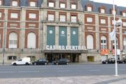 Trabajadores de casinos realizan paro y protestan en Mar del Plata