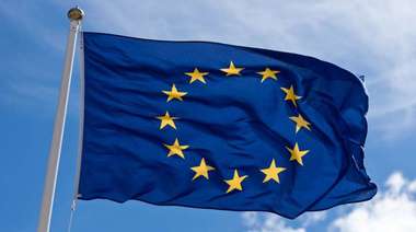 La Unión Europea abre la frontera a 14 países