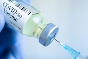 Poponen eximir del IVA e Impuesto al Cheque a vacunas producidas en el país