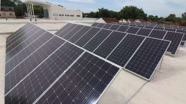 Paneles solares en el Hospital Municipal de Santa Teresita