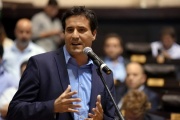 Posse y Abad aceleran el último tramo de la campaña para presidir la UCR bonaerense