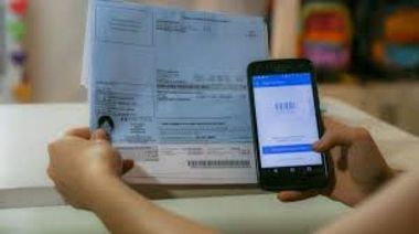 Extienden la imposibilidad de cortes de servicio para luz, gas e internet