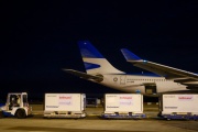 Arribó un vuelo con dosis y se esperan dos más que sumarán dos millones de vacunas