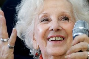 En apoyo a las abuelas, la Secretaría de Derechos Humanos impulsa la campaña "Argentina Unida Te Busca"