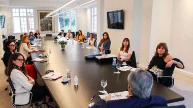 Alberto, con perspectiva de género: reunión con referentes empresarias