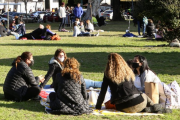 “Da bronca ver como en las plazas están tomando cerveza de un pico varias personas”