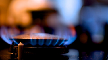 Aumentarán las tarifas de gas, telefonía y monotributo en el mes de junio