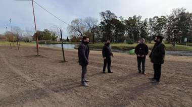 Azul ya piensa en la temporada de verano y realiza obras en el Balneario Municipal Ayer