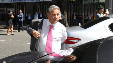 El Gobierno difundió el listado de algunos de los vacunados VIP