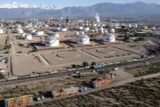 El Gobierno echó a 60 funcionarios por sospecha de filtraciones al fondo Burford