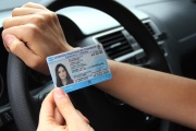 Multas de tránsito: Solicitan que no sea un impedimento para renovar la licencia de conducir