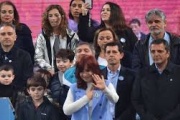 Los gobernadores del PJ tomaron distancia de Cristina Kirchner y se excusaron con actos oficiales