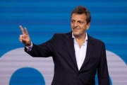 "Ya no están tocando nuestra canción", por Carlos Fara