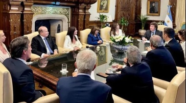 Milei juntó a su gabinete luego de la marcha de la CGT y la media sanción de la Ley Bases