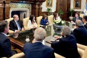 Milei juntó a su gabinete luego de la marcha de la CGT y la media sanción de la Ley Bases