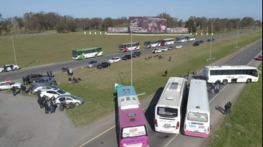 Gremio de choferes hará un corte total en Autovía 2 y Ruta 11