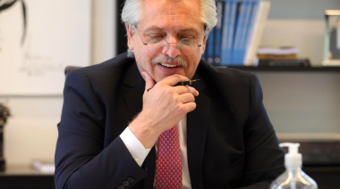 Alberto Fernández dialogó telefónicamente con Emmanuel Macron