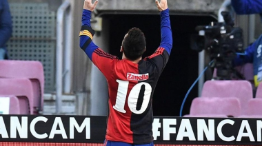 Messi y un festejo muy especial dedicado a Maradona