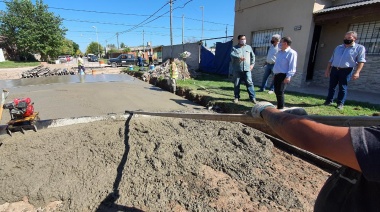 Bertellys apuesta a la obra: pavimento en barrio Mariano Moreno