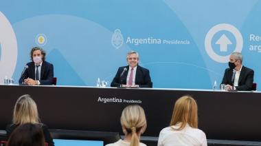 Fernández aseguró que no se "rompió" el vínculo con Pfizer: "Seguimos negociando hasta hoy"