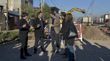 En Escobar y Mercedes, Simone recorrió obras con De Pedro, Arroyo y Katopodis