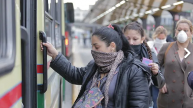 El gobierno bonaerense dispuso que el transporte público deberá incluir cámaras de seguridad
