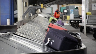 La Policía de Seguridad Aeroportuaria secuestró $6 millones sin justificación legal en la valija de una pasajera